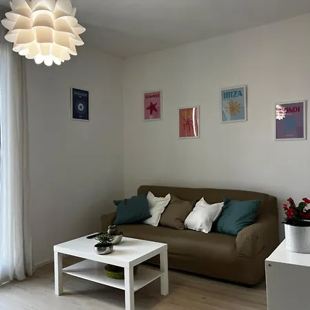 Iside Apartment *