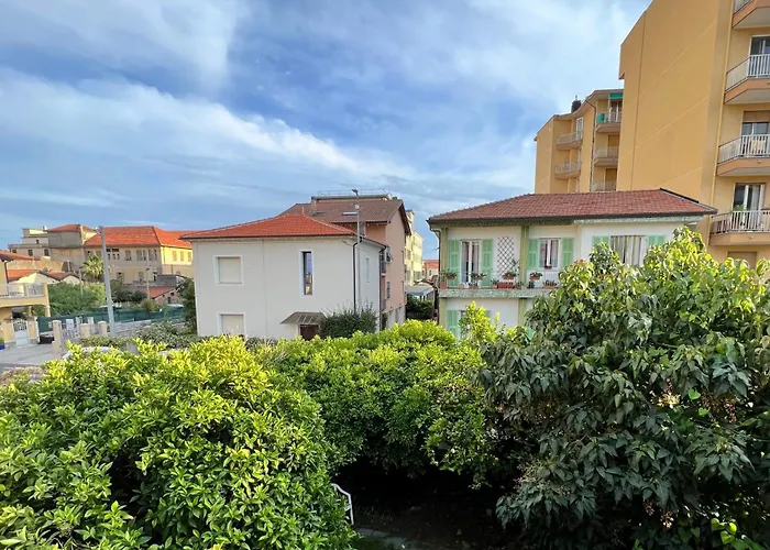 Iside Apartamento Vallecrosia